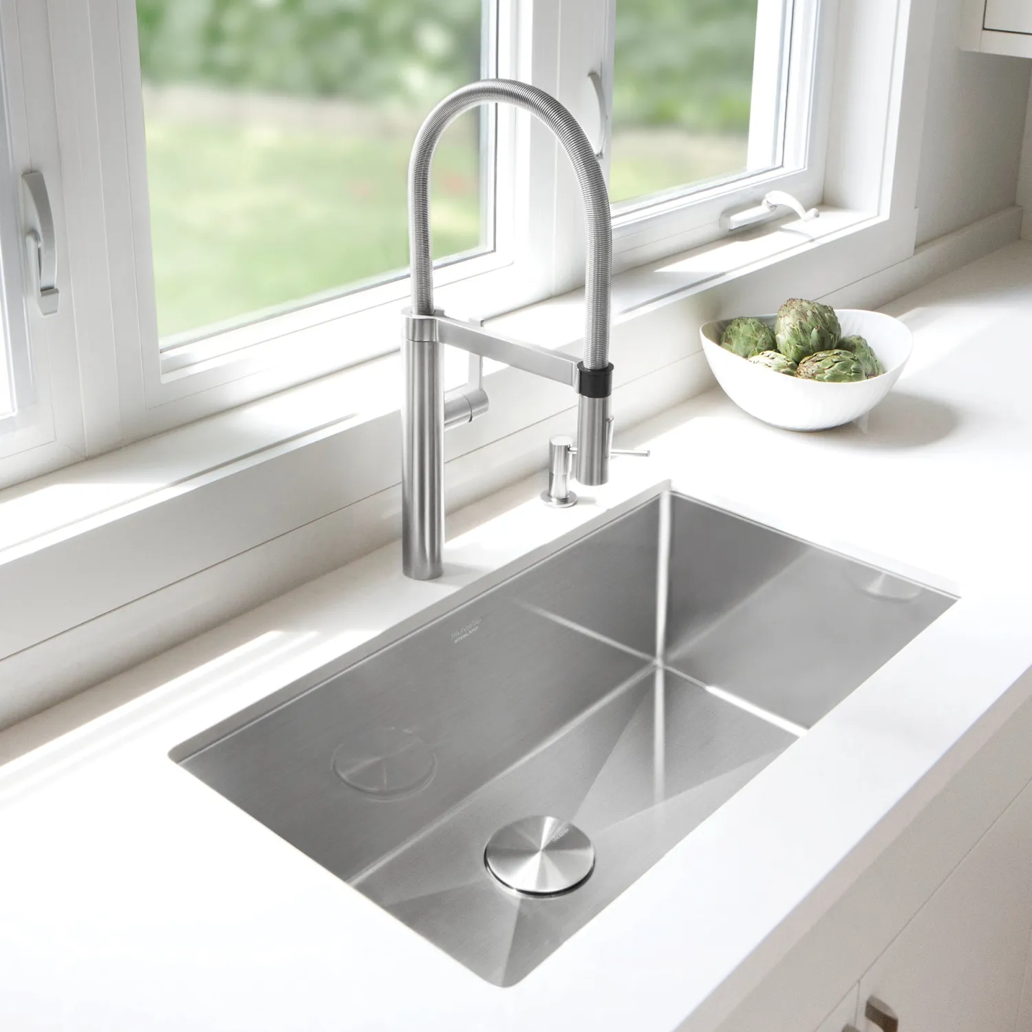 Outlet 32" Undermount R10 Stainless Steel Single Bowl Kitchen Sink Stainless Steel Sinks|Single Bowl Sinks