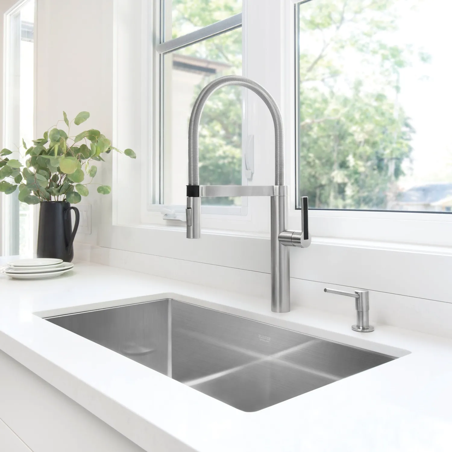 Outlet 32" Undermount R10 Stainless Steel Single Bowl Kitchen Sink Stainless Steel Sinks|Single Bowl Sinks