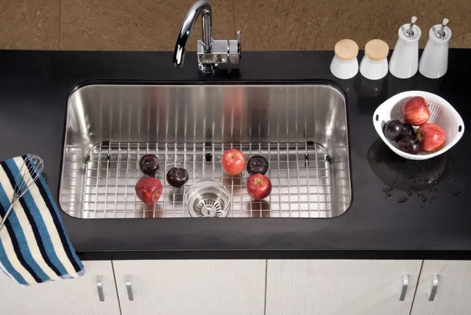 Sale Dawn ASU106 Single Bowl 30" Undermount Stainless Steel Kitchen Sink Stainless Steel Sinks|Single Bowl Sinks