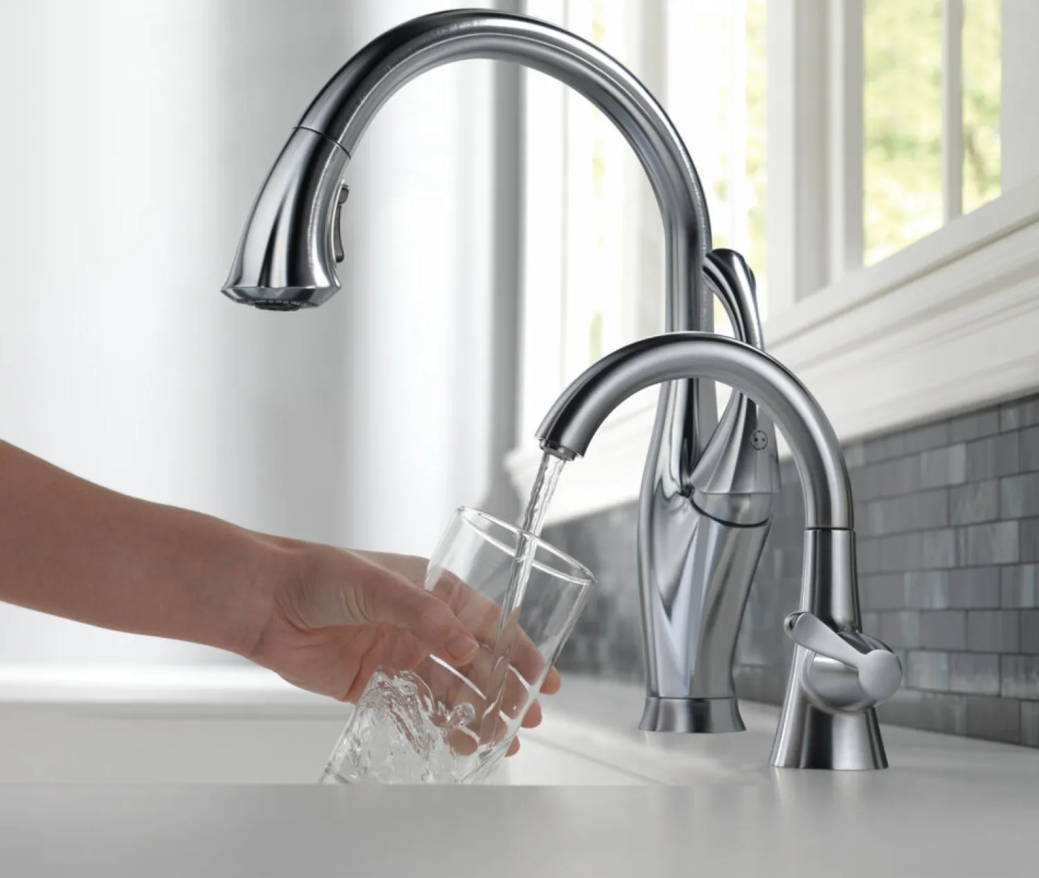 Discount Addison Single Handle Pull-Down Kitchen Faucet with ShieldSpray Technology Single Hole