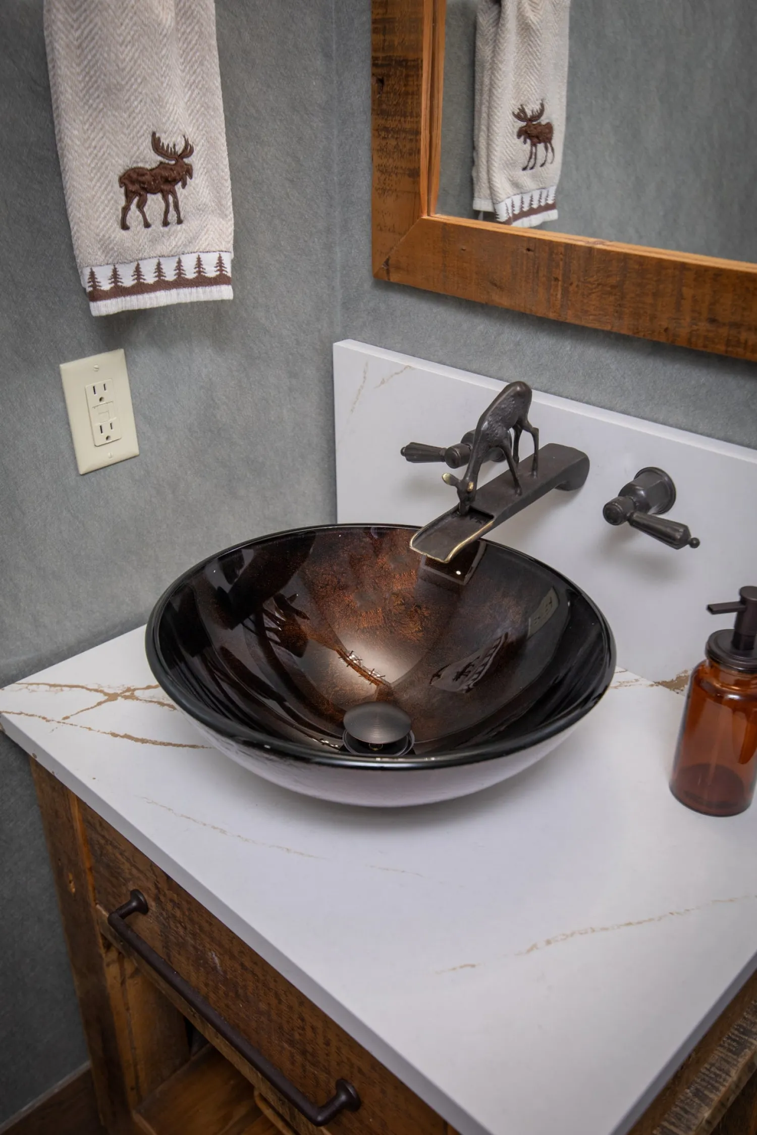 Online Brown Reflections Glass Vessel Sink Above Counter / Vessel Sinks