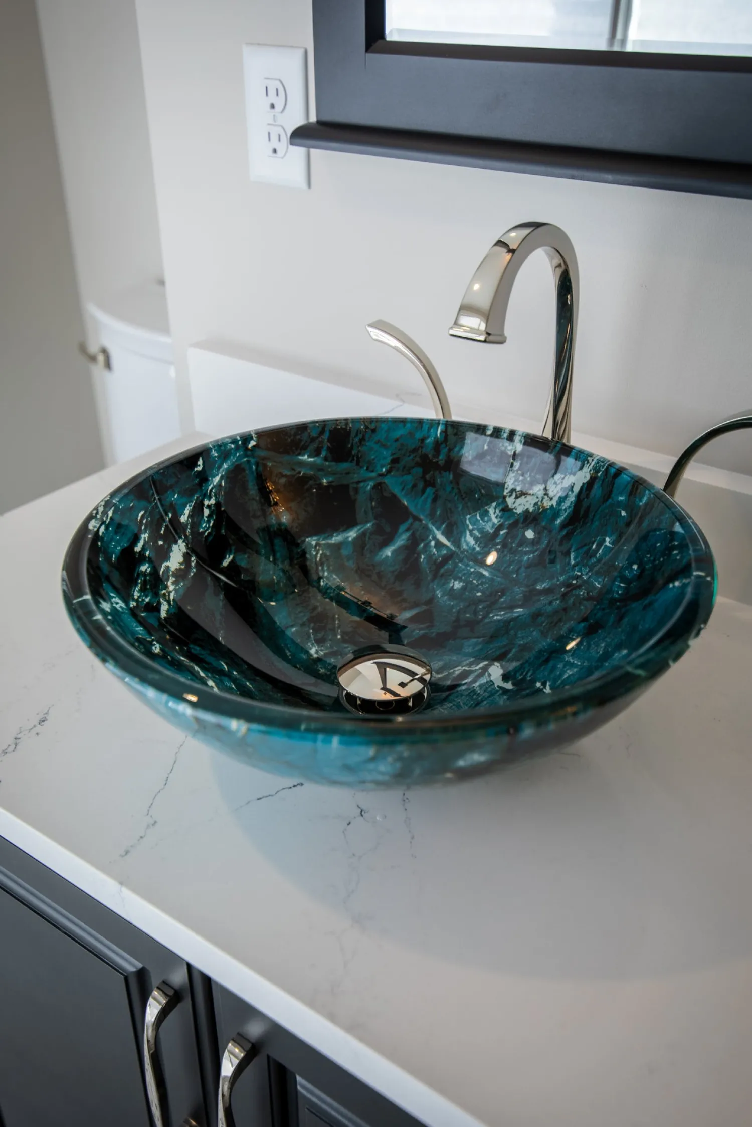 Clearance Cliffside Glass Vessel Sink Above Counter / Vessel Sinks
