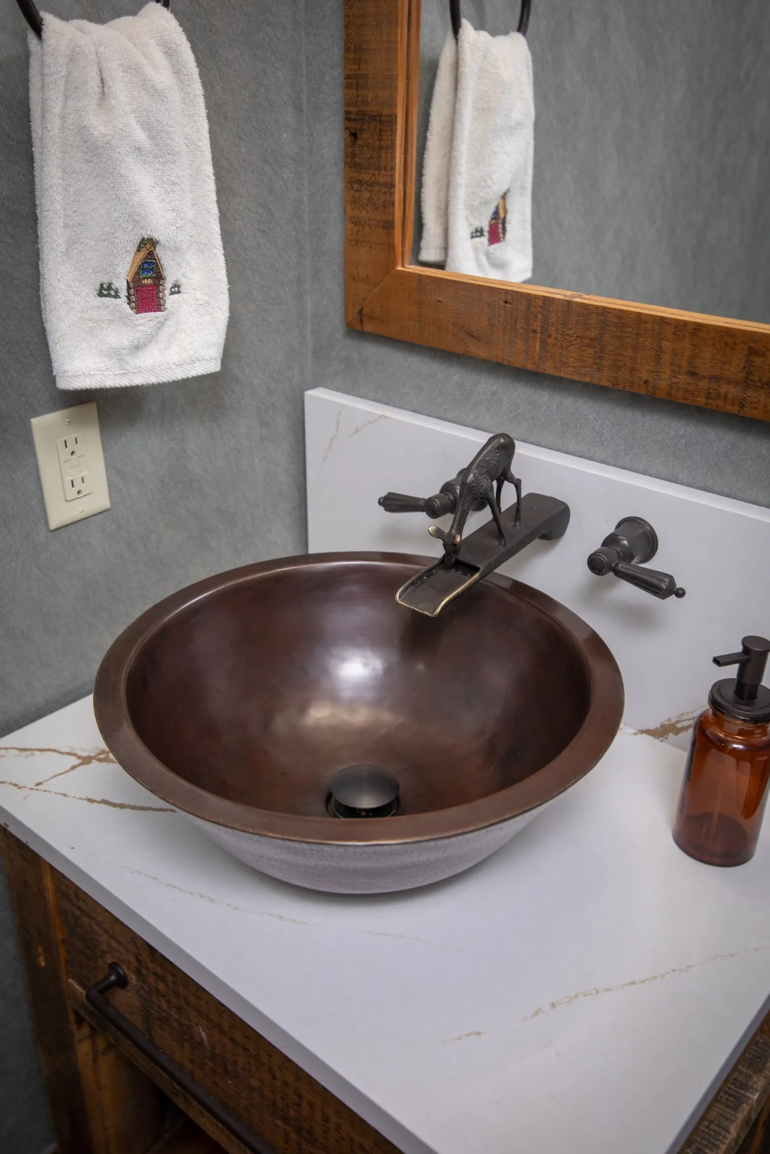 Hot Double Wall Copper Sink With Hammered Exterior - Antique Dark Above Counter / Vessel Sinks