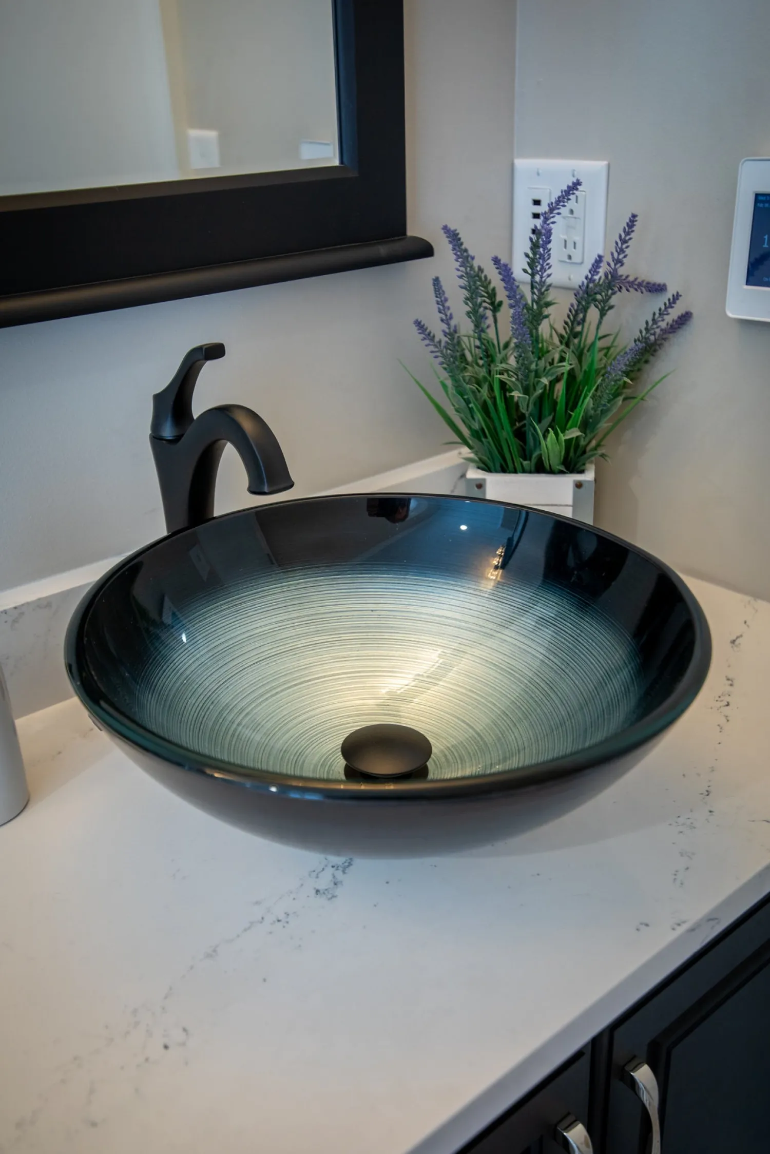Discount Silver and Blue Rings Glass Vessel Sink Above Counter / Vessel Sinks