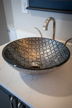 Clearance Silver Squares Glass Vessel Sink Above Counter / Vessel Sinks