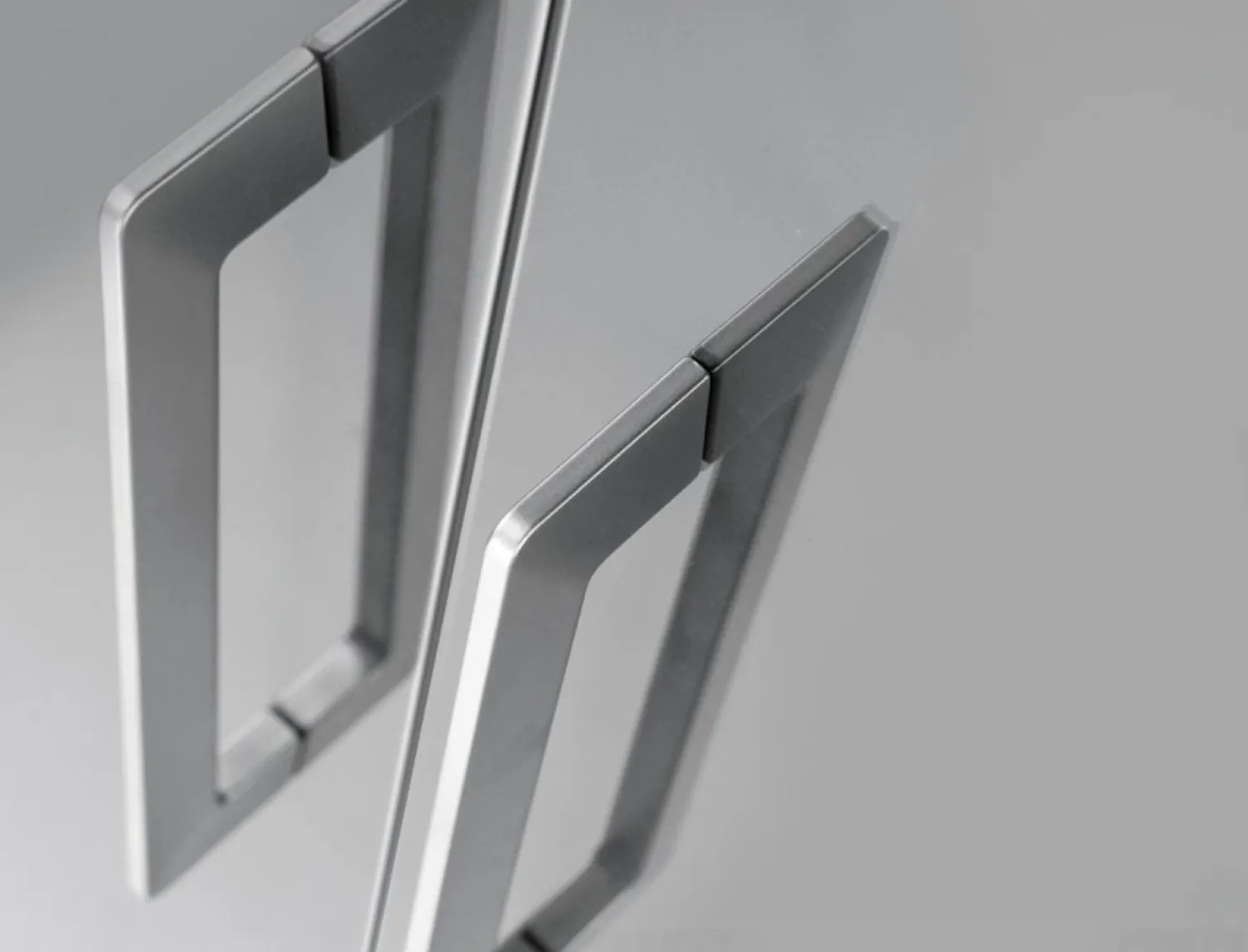 Hot Edge Large 160MM Pull Pulls