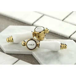 Hot Bel-Air Deck Mount Roman Tub Filler with Lever Handle Tub Faucets