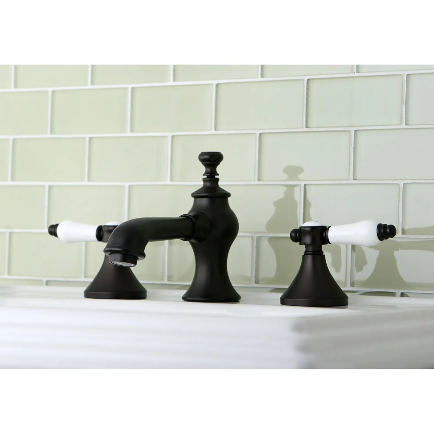 Bel-Air 8" Widespread 3-Hole Bathroom Faucet 8" Widespread