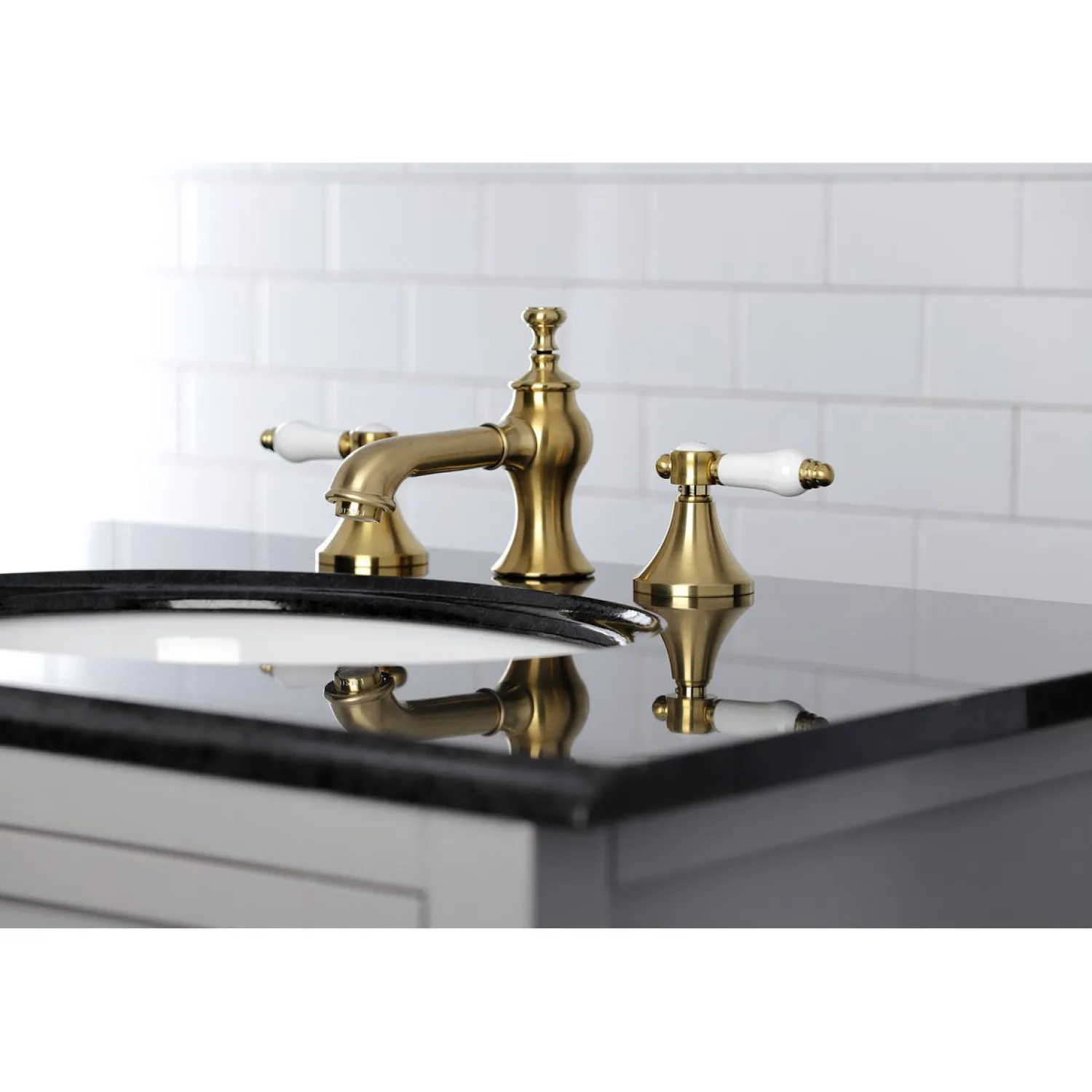 Bel-Air 8" Widespread 3-Hole Bathroom Faucet 8" Widespread