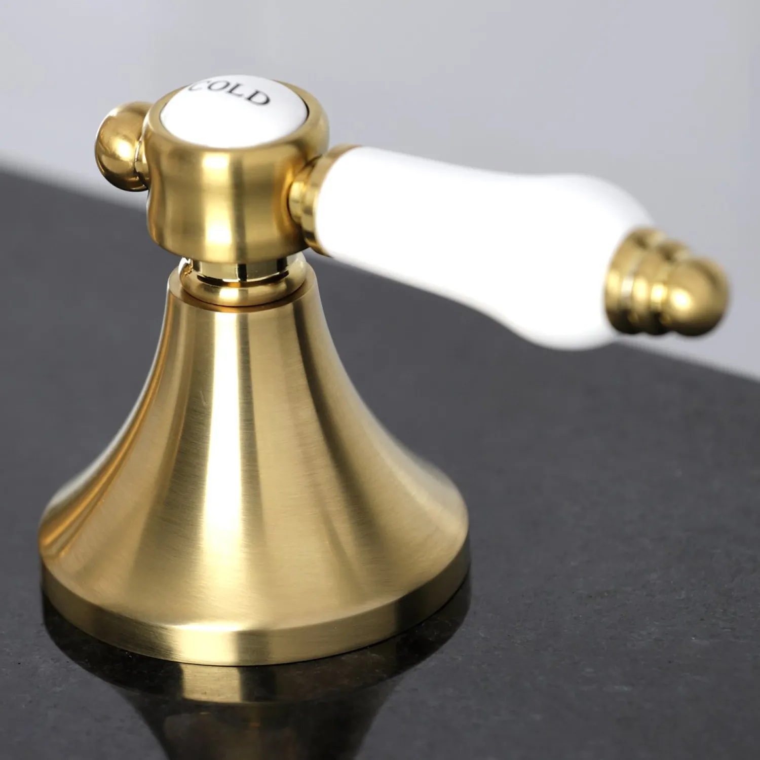Bel-Air 8" Widespread 3-Hole Bathroom Faucet 8" Widespread