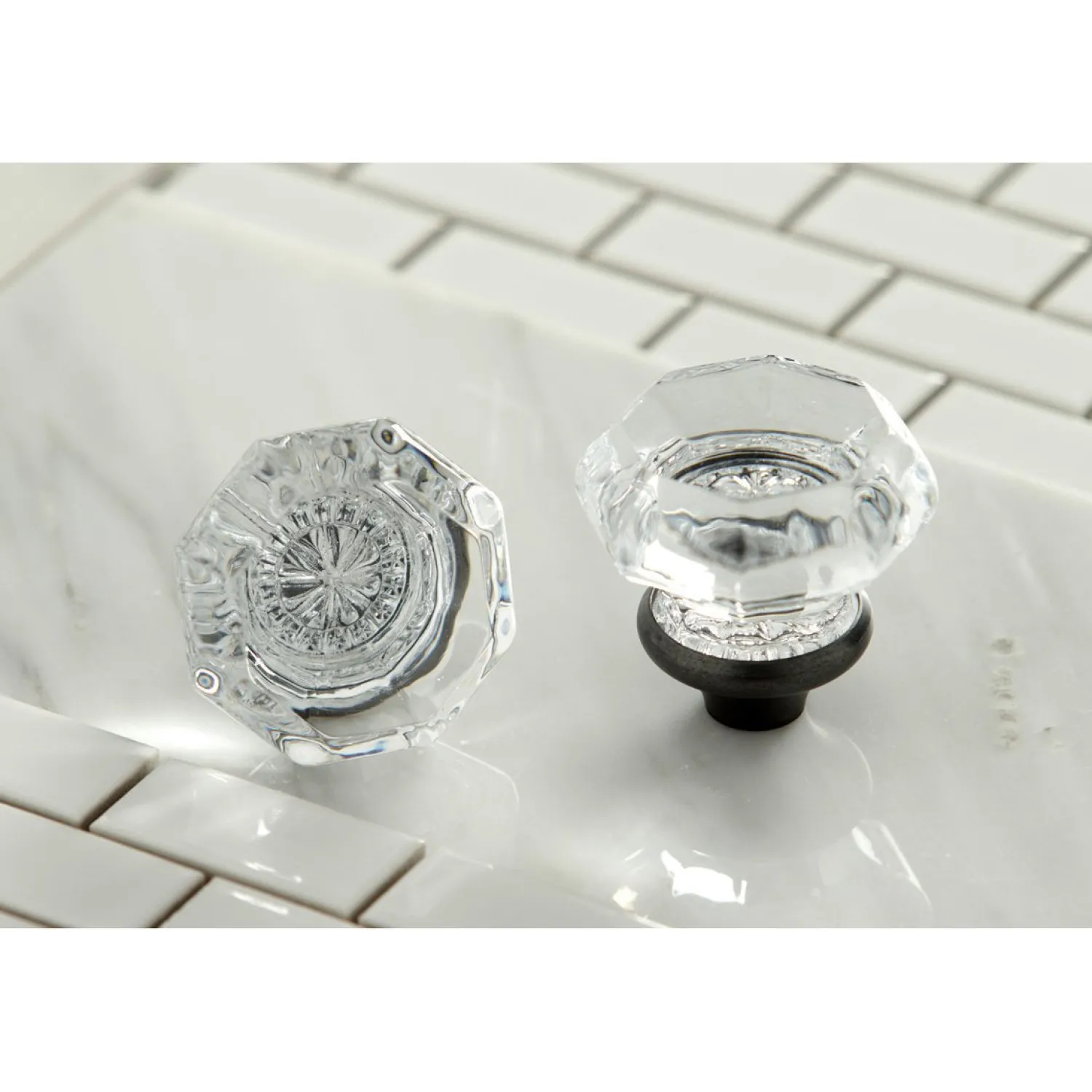 Hot Celebrity Two-Handle Wall Mount Bathroom Faucet Wall Mount
