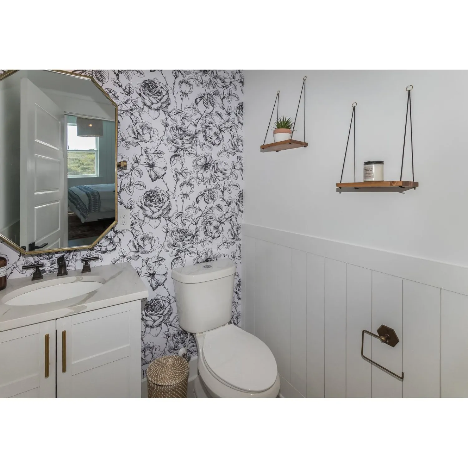 New Claremont 8-Inch Widespread Bathroom Faucet 8" Widespread