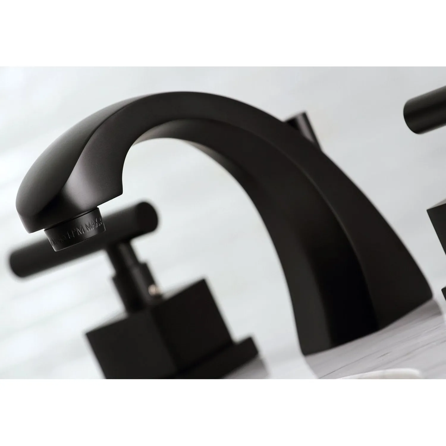 Discount Claremont 8" Widespread Bathroom Faucet 8" Widespread