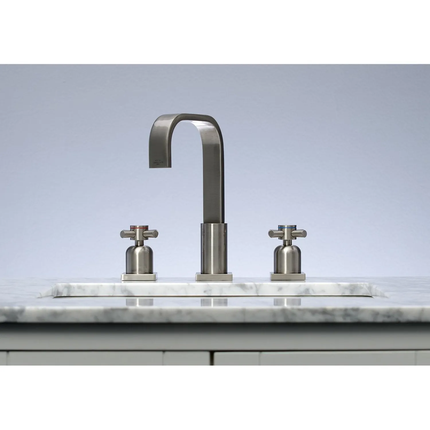 Discount Concord Fauceture Deck Mount 8-Inch Widespread Bathroom Faucet 8" Widespread