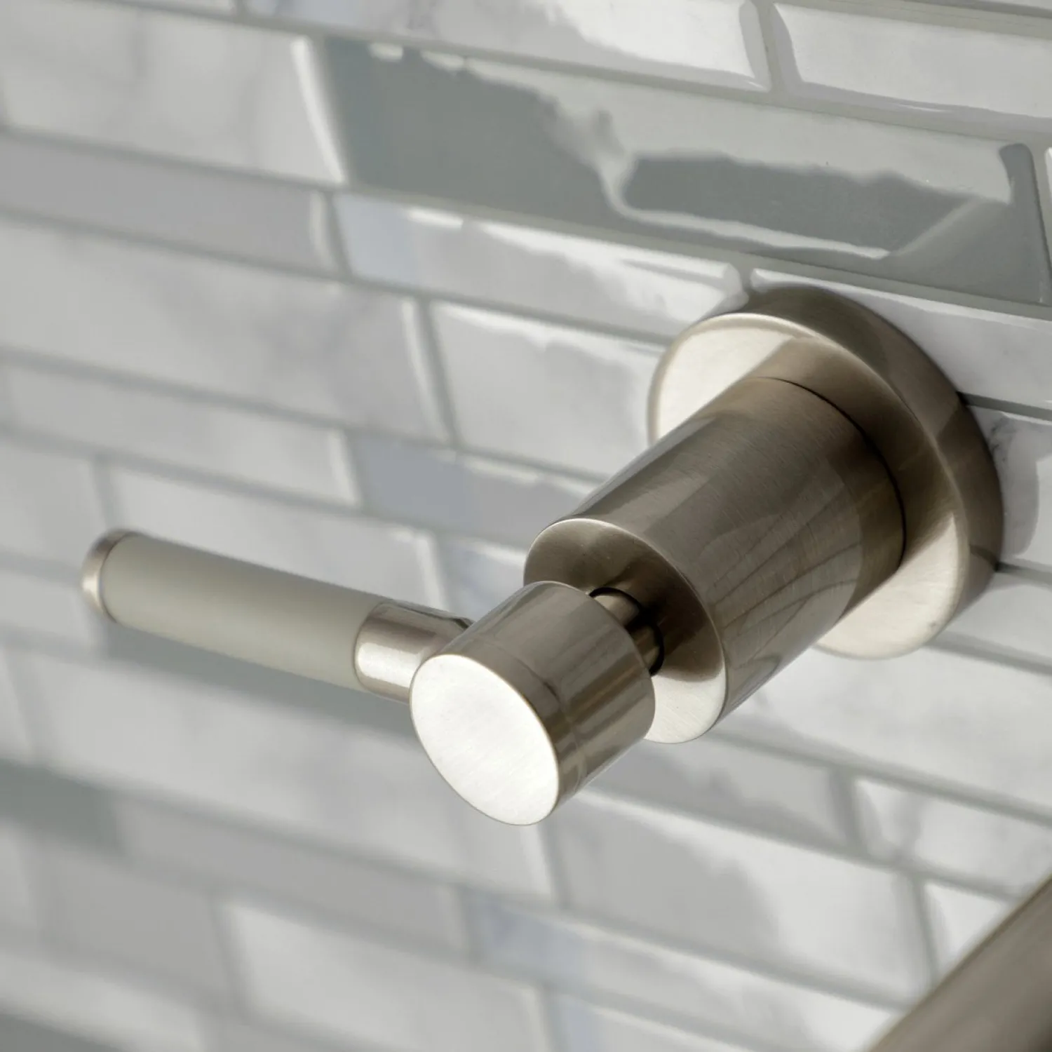 Outlet Concord 2-Handle Wall Mount Roman Tub Faucet Tub Faucets