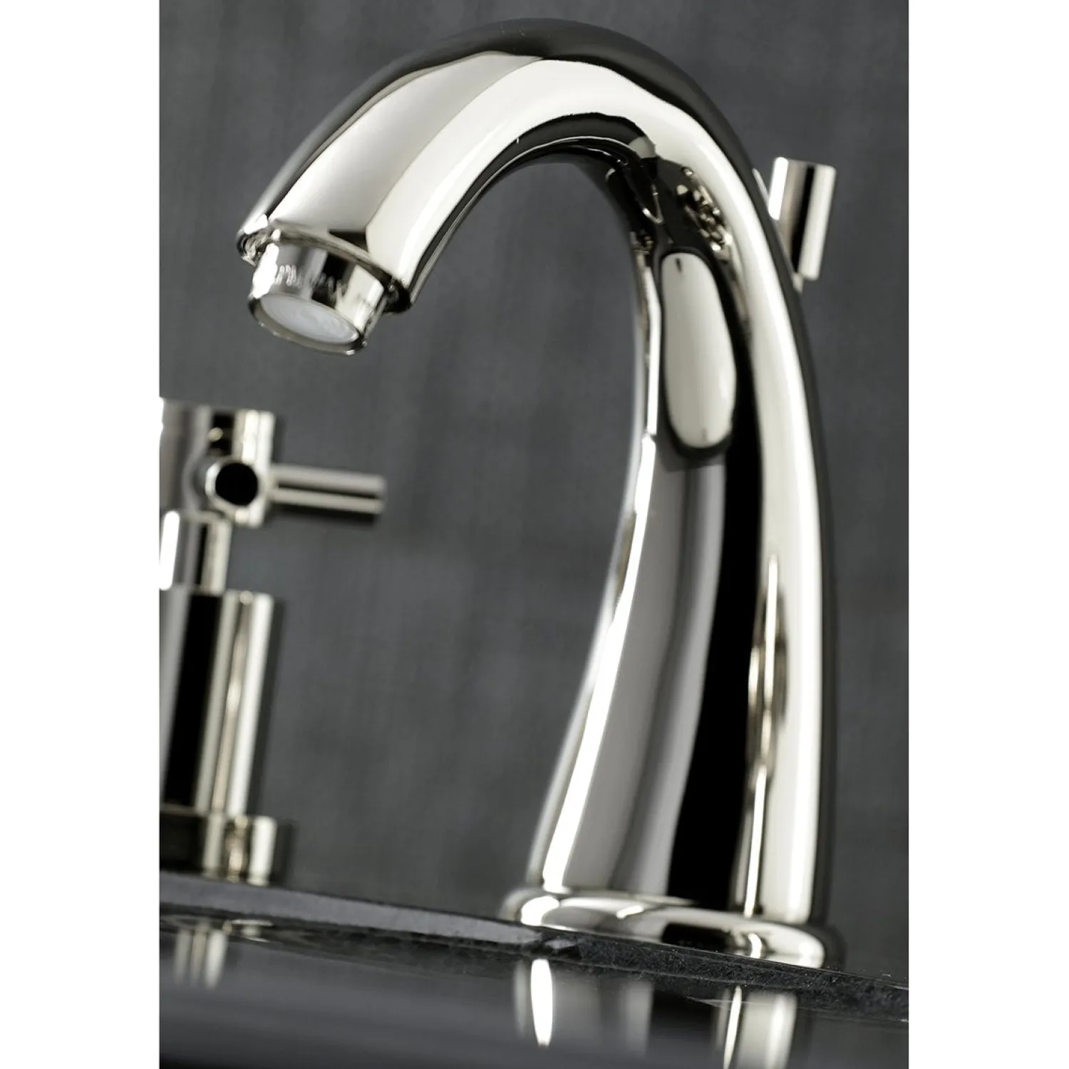 Hot Concord 3-Hole 8-Inch Widespread Bathroom Faucet 8" Widespread