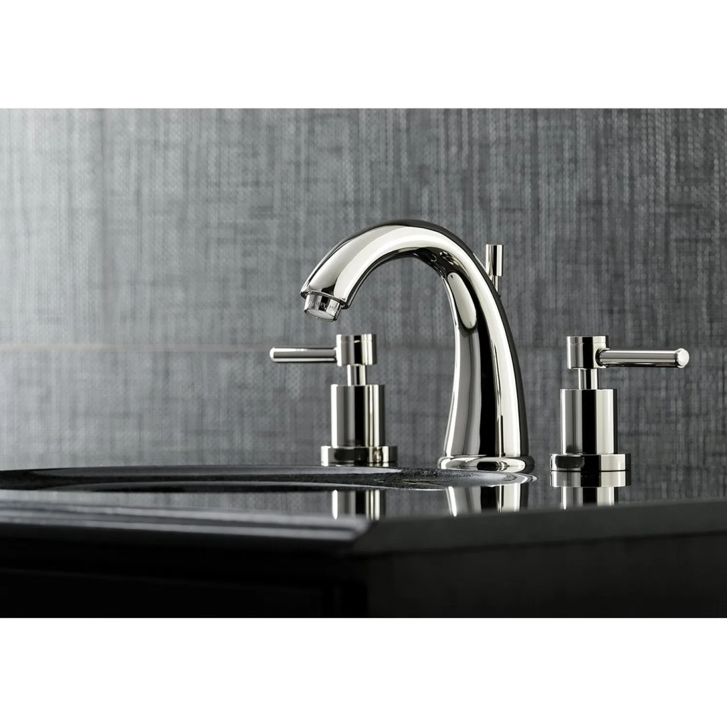 Clearance Concord 8-Inch Widespread 3-Hole Bathroom Faucet 8" Widespread