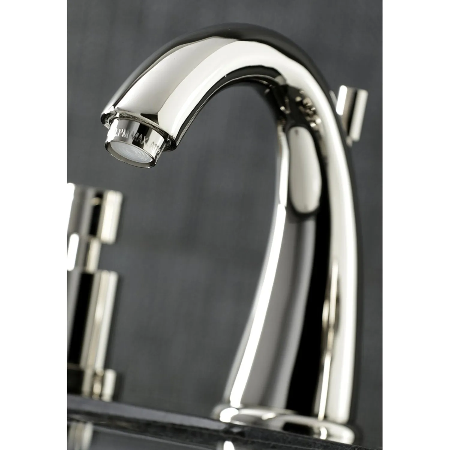 Clearance Concord 8-Inch Widespread 3-Hole Bathroom Faucet 8" Widespread