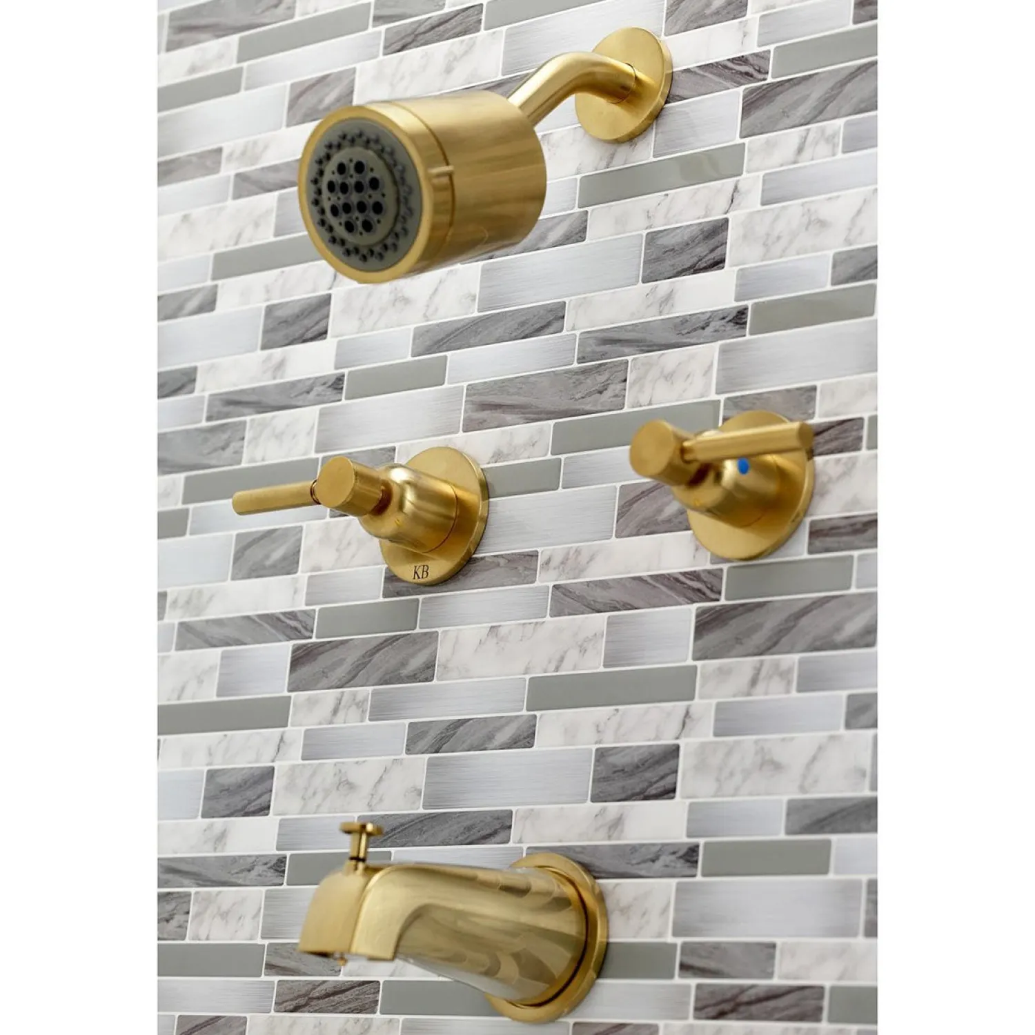 Discount Concord Two-Handle 7.13" x 14.13" Tub and Shower Faucet Tub & Shower Sets