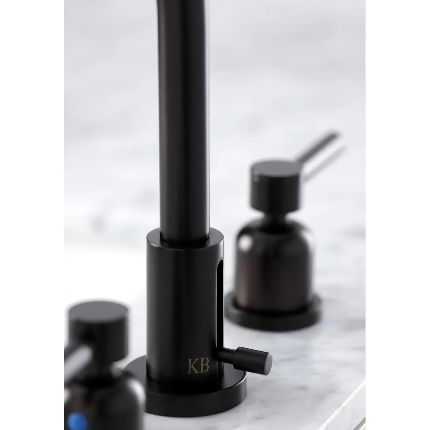 Discount Concord Widespread Bathroom Faucet with Brass Pop-Up 8" Widespread