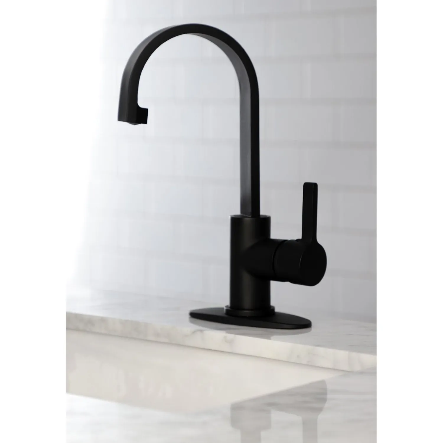 Clearance Continental One-Handle 1-Hole Deck Mounted Bar Faucet Bar Faucets