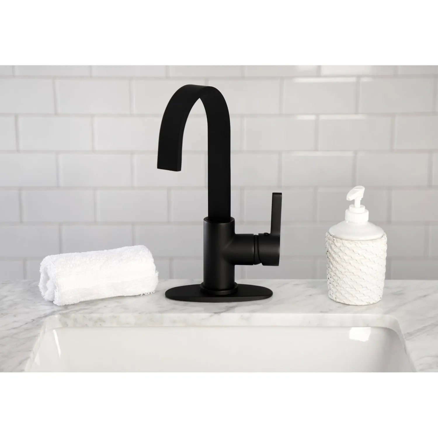 Clearance Continental One-Handle 1-Hole Deck Mounted Bar Faucet Bar Faucets