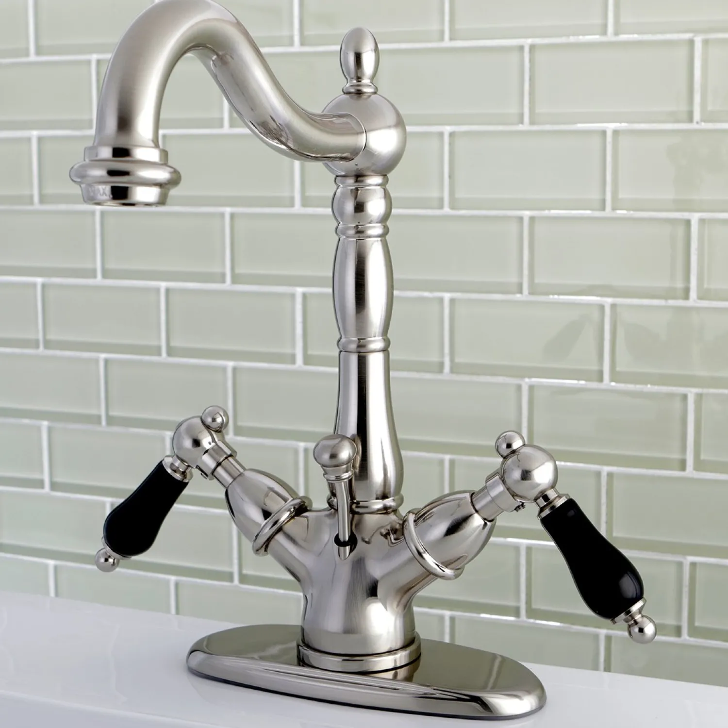 Outlet Duchess Deck Mount 4-Inch Centerset Bathroom Faucet Single Hole|4" Center Set