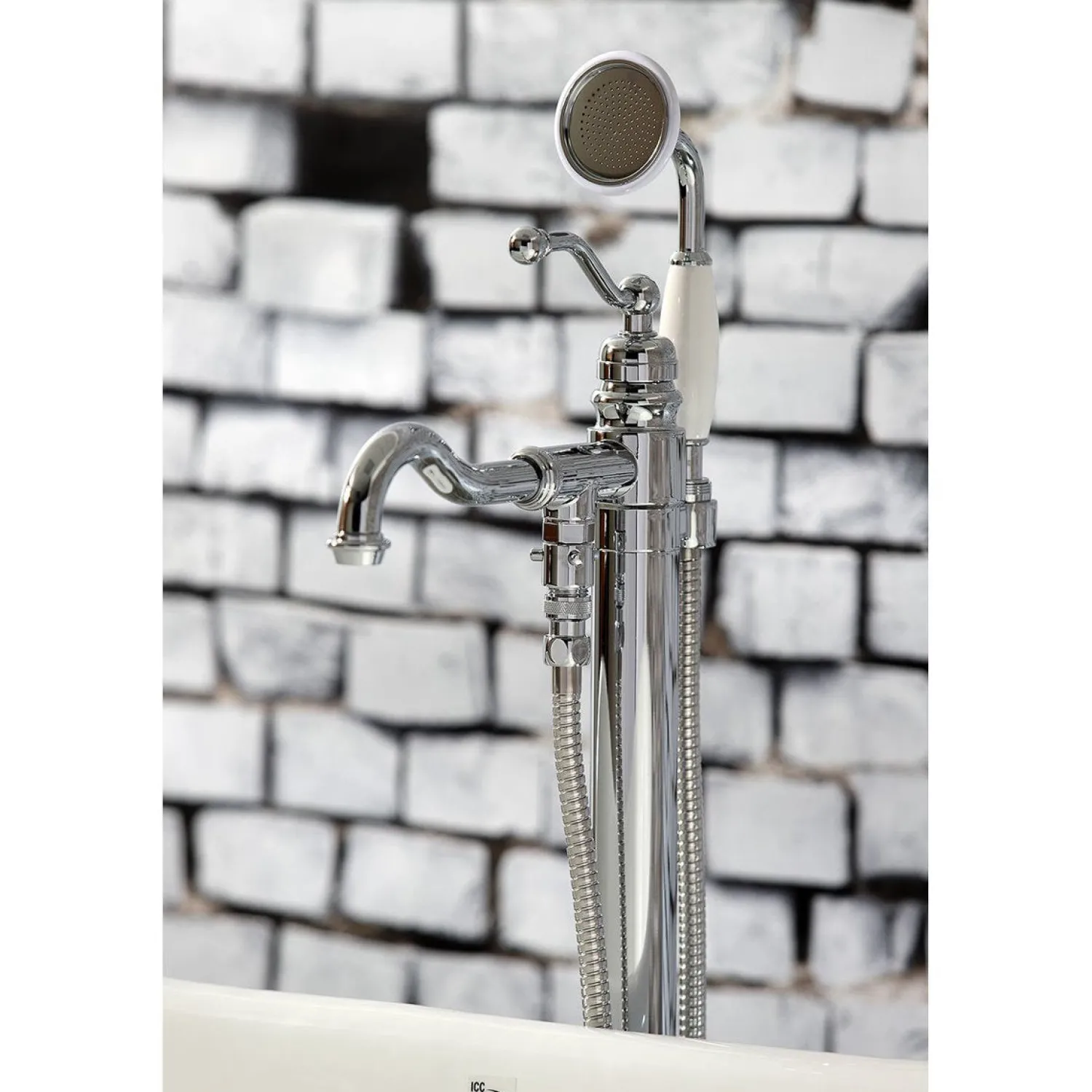 Hot English Country Single-Handle Freestanding Roman Tub Filler with Hand Shower Free Standing Tub Fillers|Tub Faucets