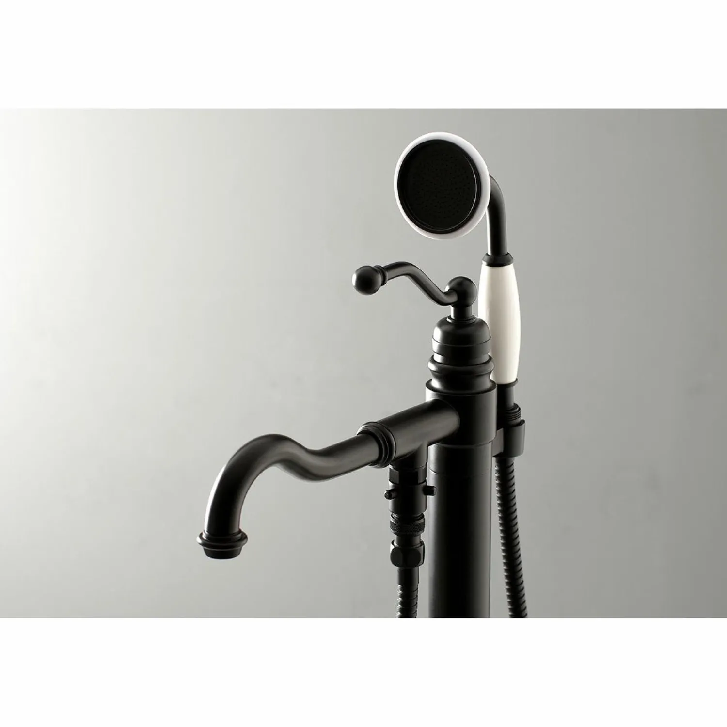 Hot English Country Single-Handle Freestanding Roman Tub Filler with Hand Shower Free Standing Tub Fillers|Tub Faucets