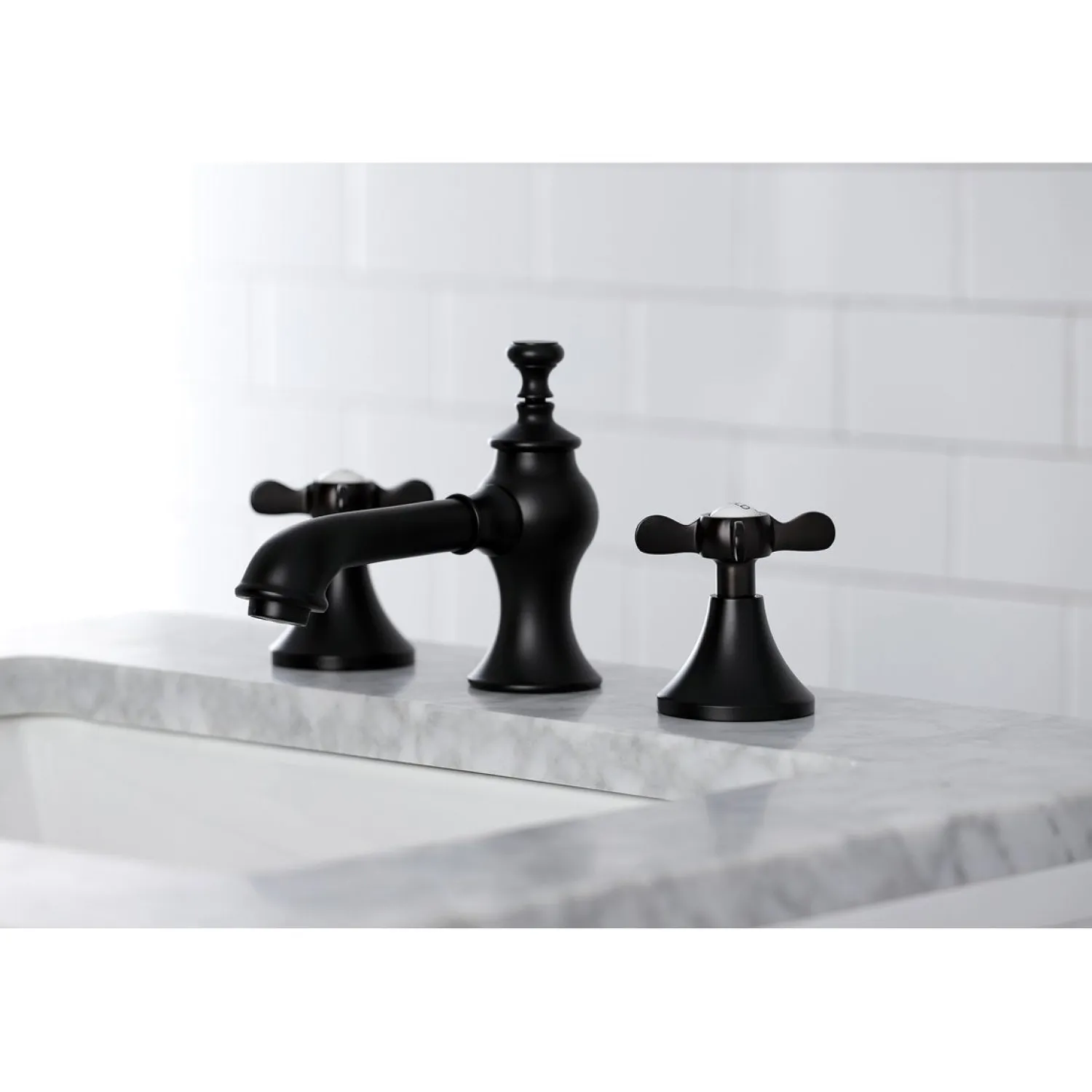 Essex 8-Inch Widespread Bathroom Faucet 8" Widespread