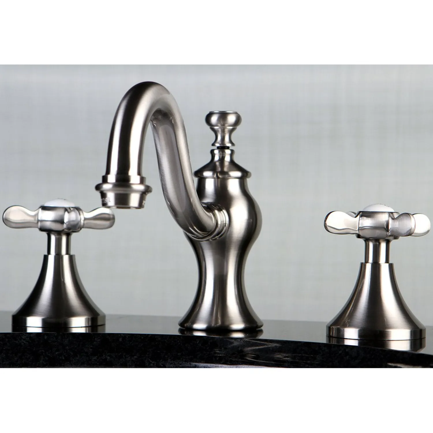 Outlet Essex 8-Inch Widespread 3-Hole Bathroom Faucet 8" Widespread