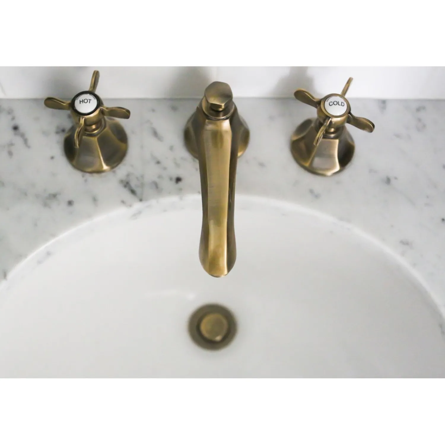Clearance Essex 8" Widespread Bathroom Faucet 8" Widespread