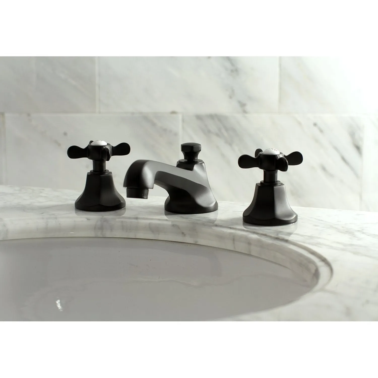 Clearance Essex 8" Widespread Bathroom Faucet 8" Widespread