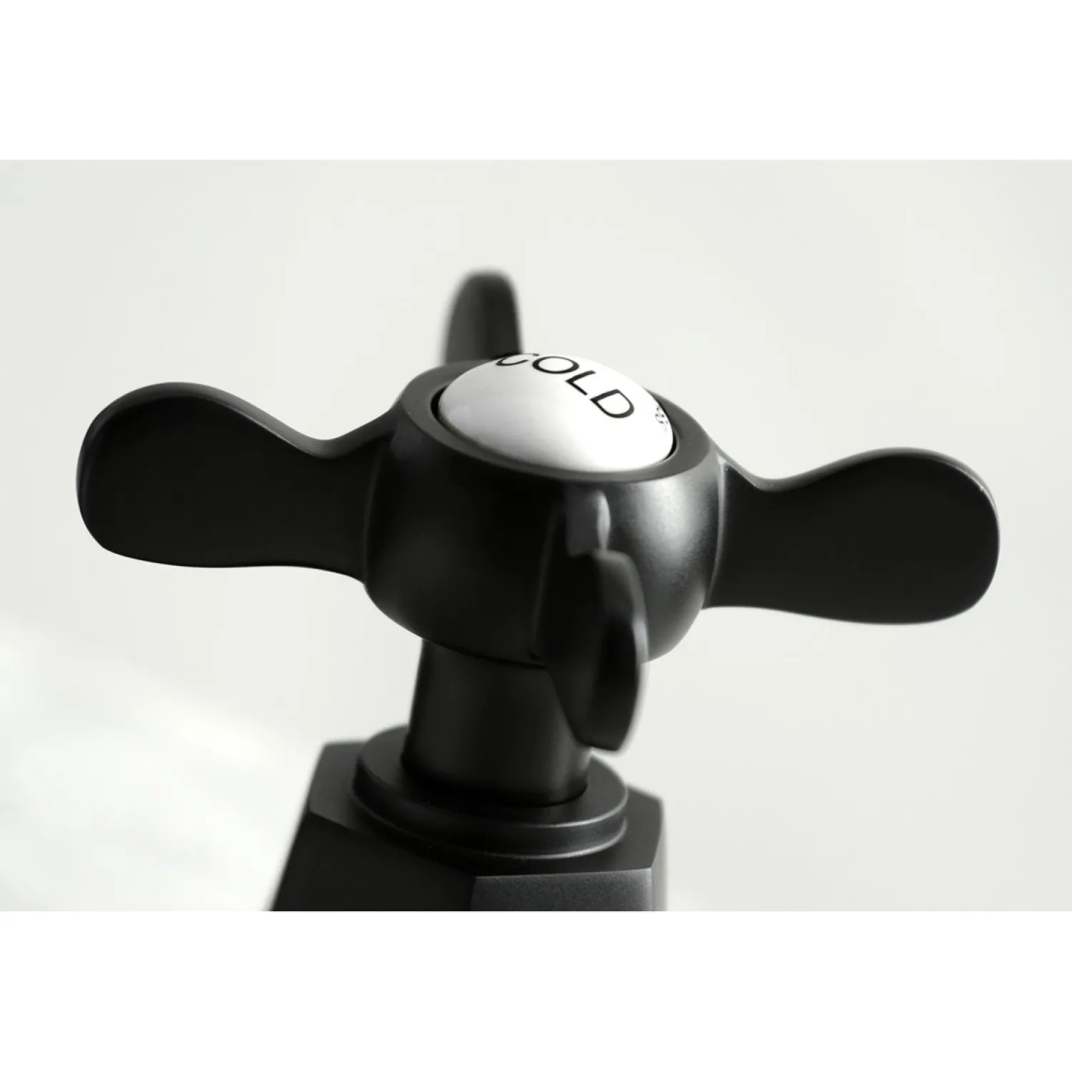 Clearance Essex 8" Widespread Bathroom Faucet 8" Widespread