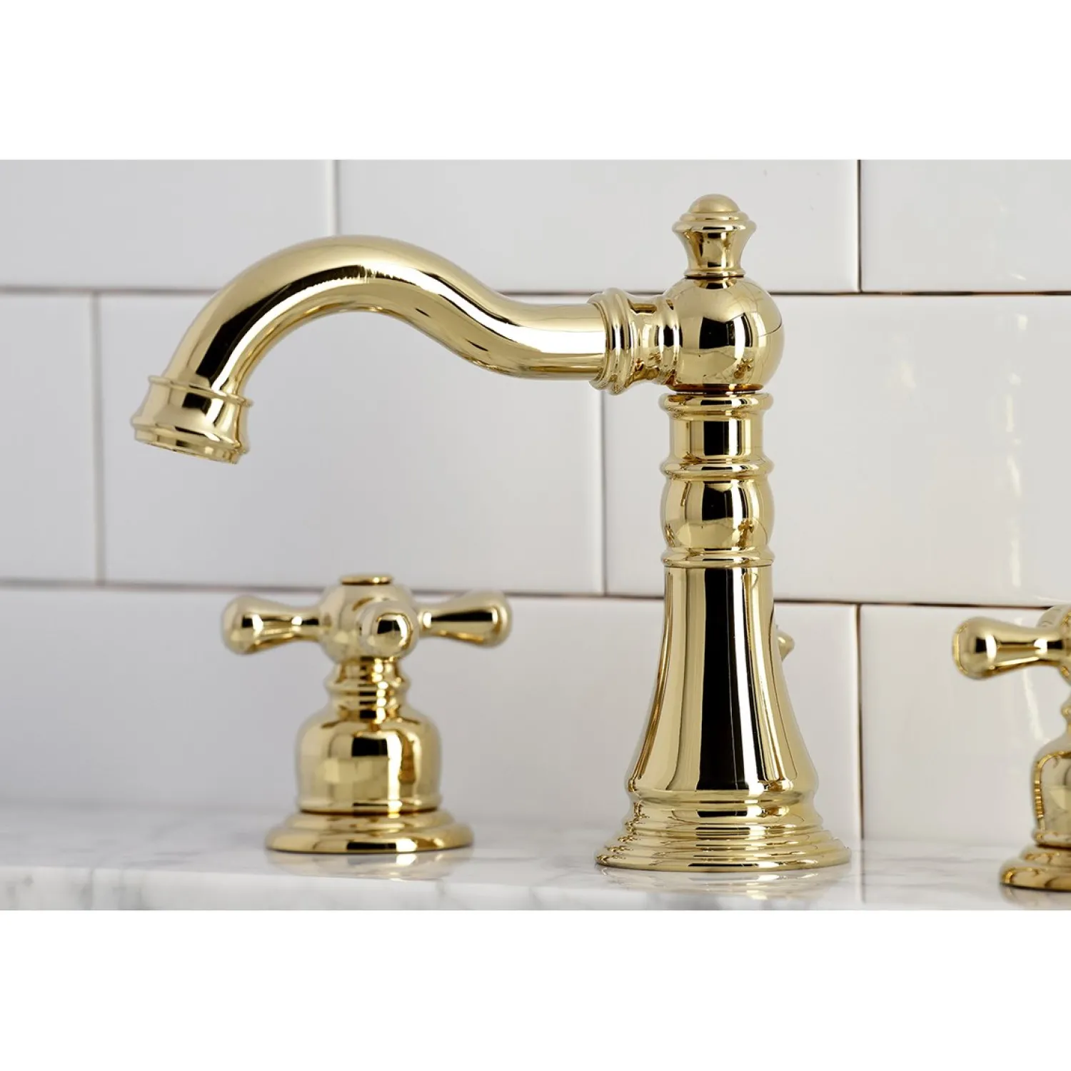 Clearance Fauceture American Classic 8" Widespread Bathroom Faucet 8" Widespread
