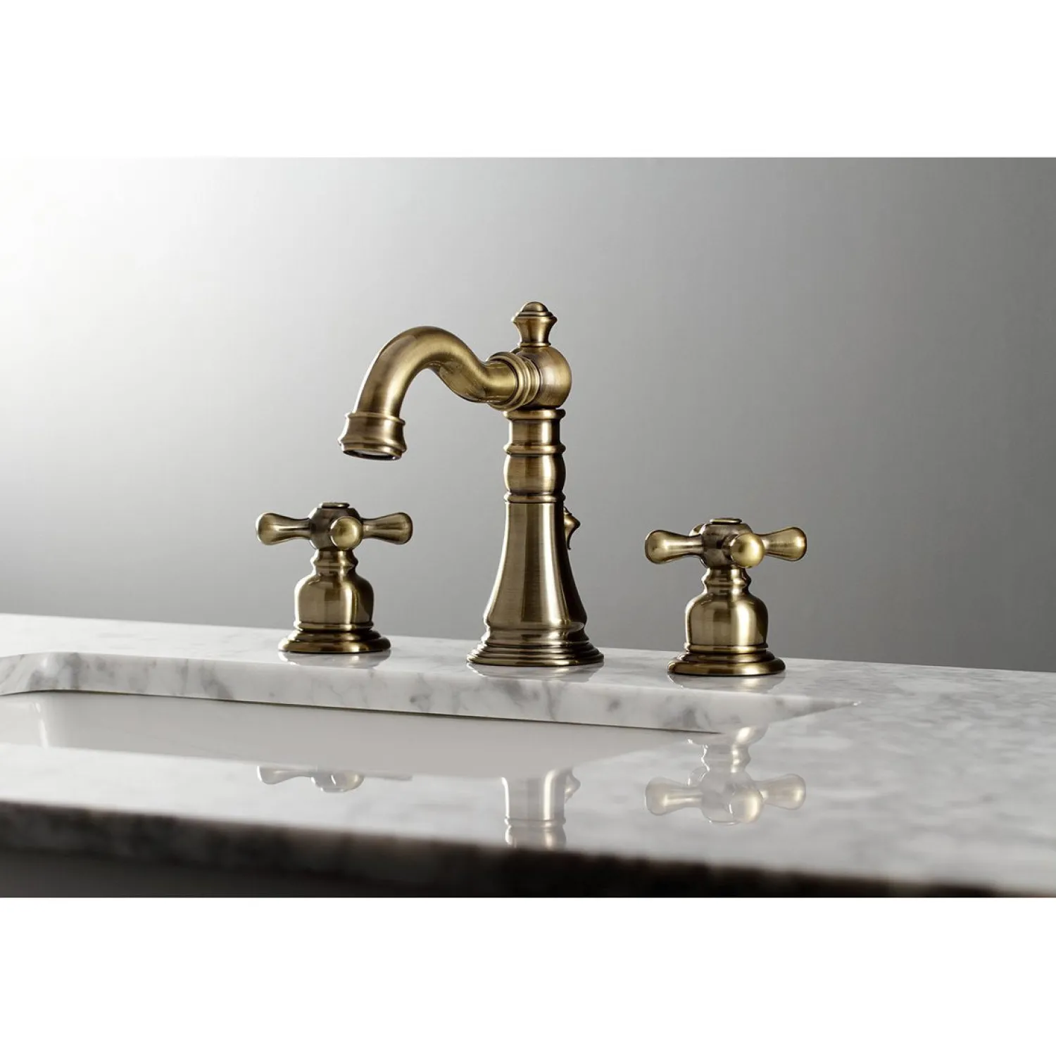 Clearance Fauceture American Classic 8" Widespread Bathroom Faucet 8" Widespread