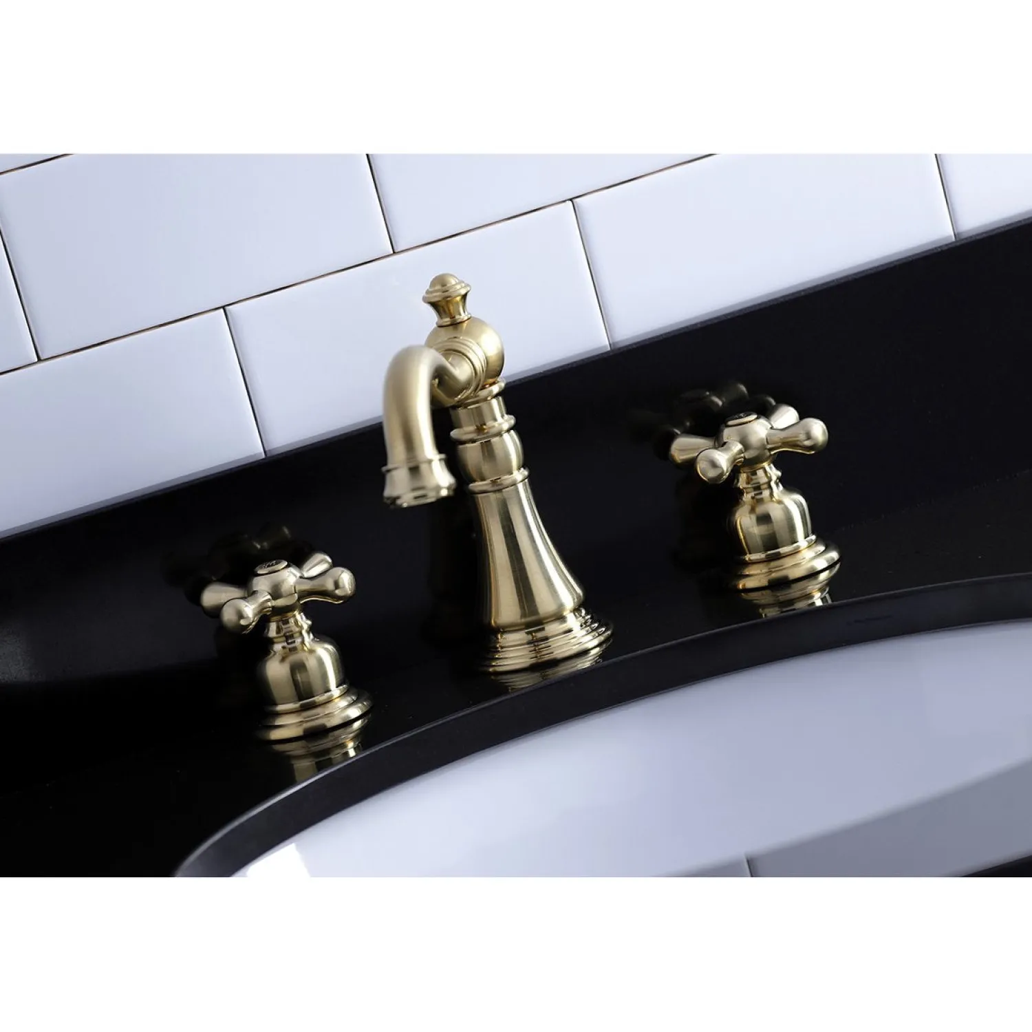 Clearance Fauceture American Classic 8" Widespread Bathroom Faucet 8" Widespread