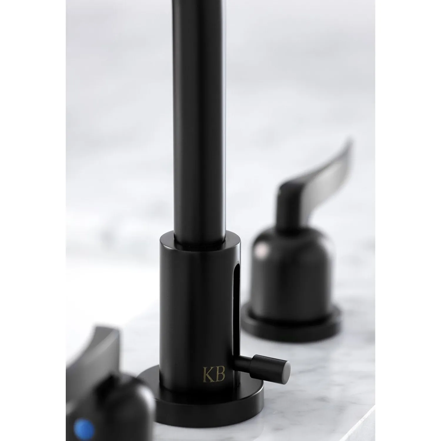 Discount Fauceture Centurion Widespread Bathroom Faucet 8" Widespread
