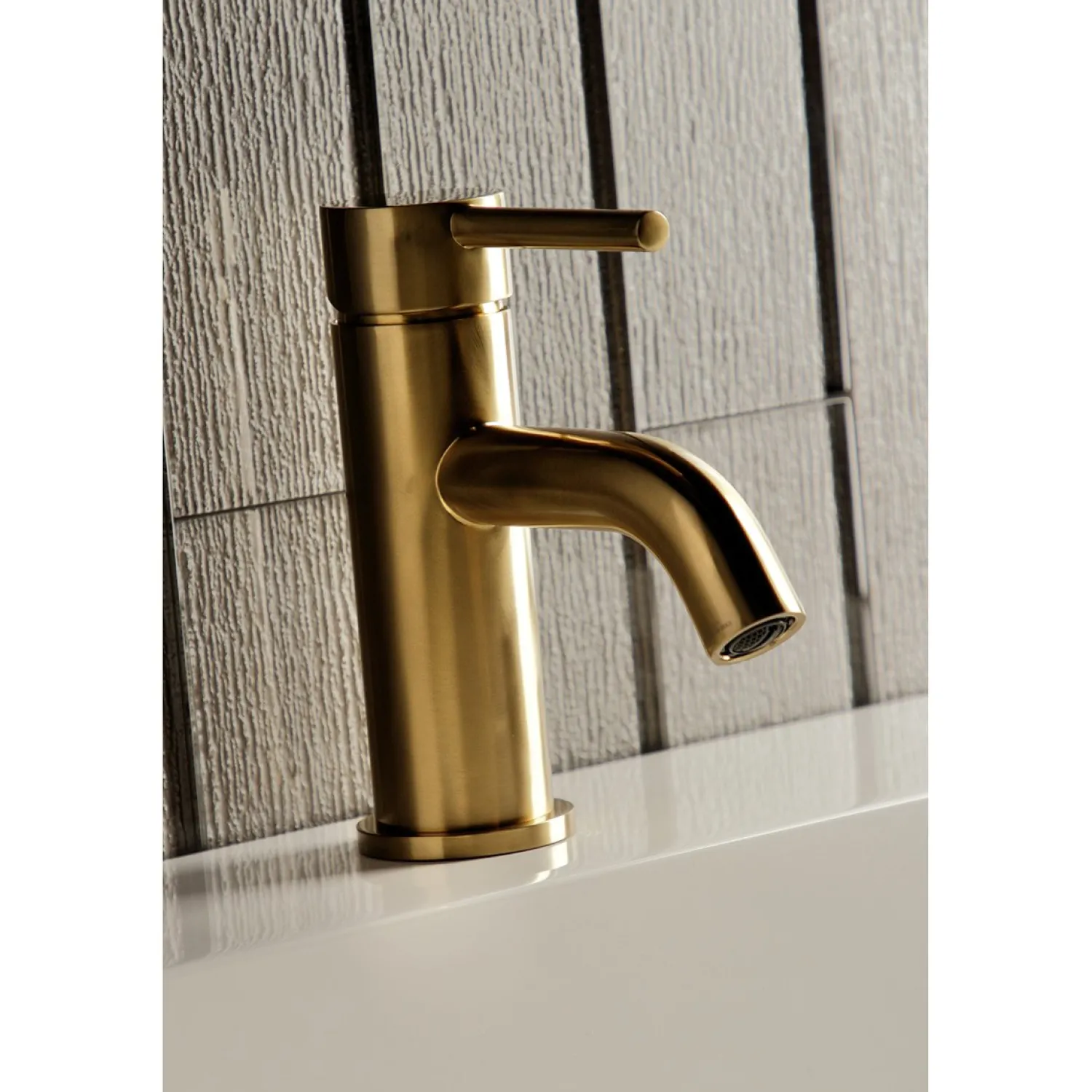 Online Fauceture Concord Single-Handle Monoblock Bathroom Faucet Single Hole