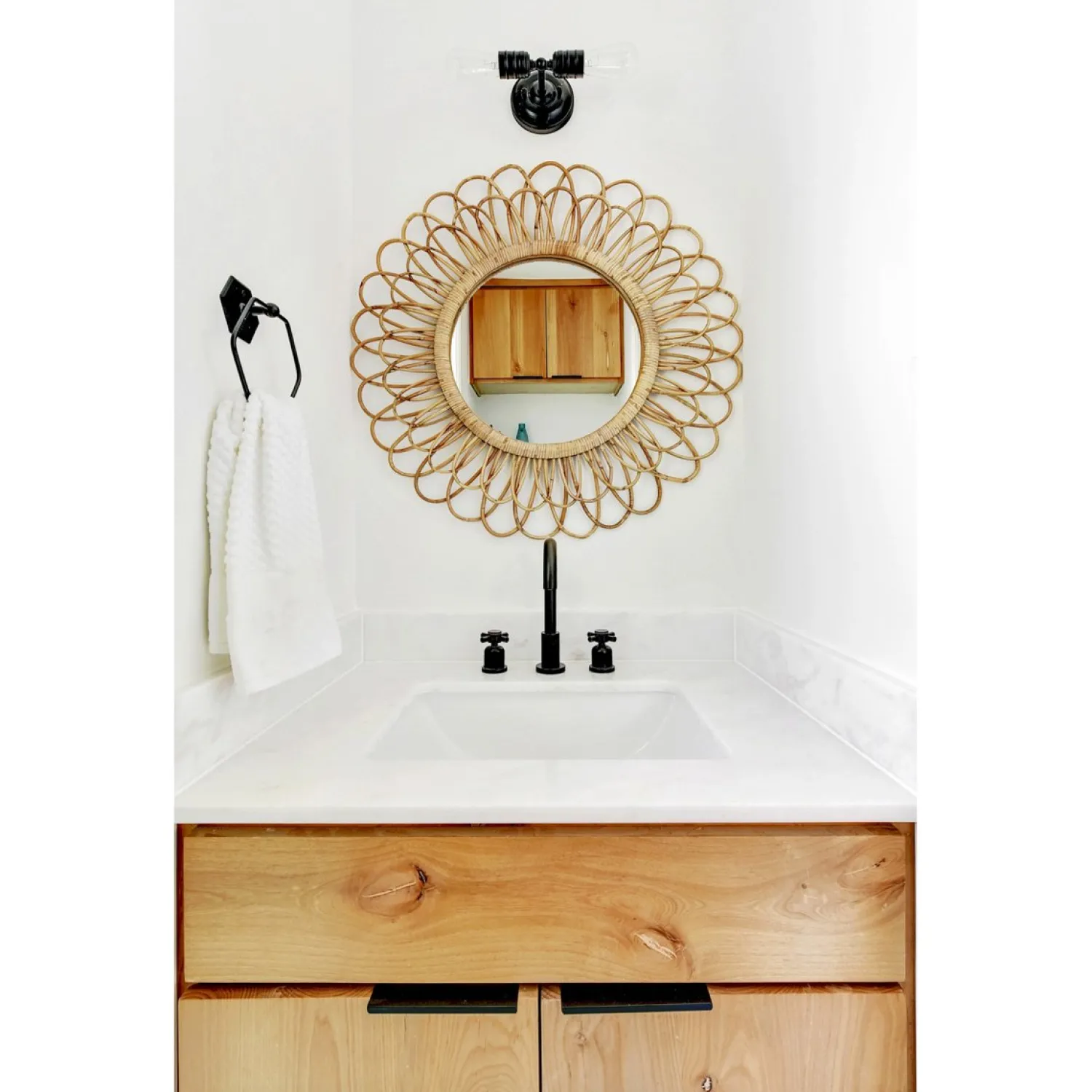 Clearance Fauceture Concord Widespread Cross-Handle Bathroom Faucet 8" Widespread