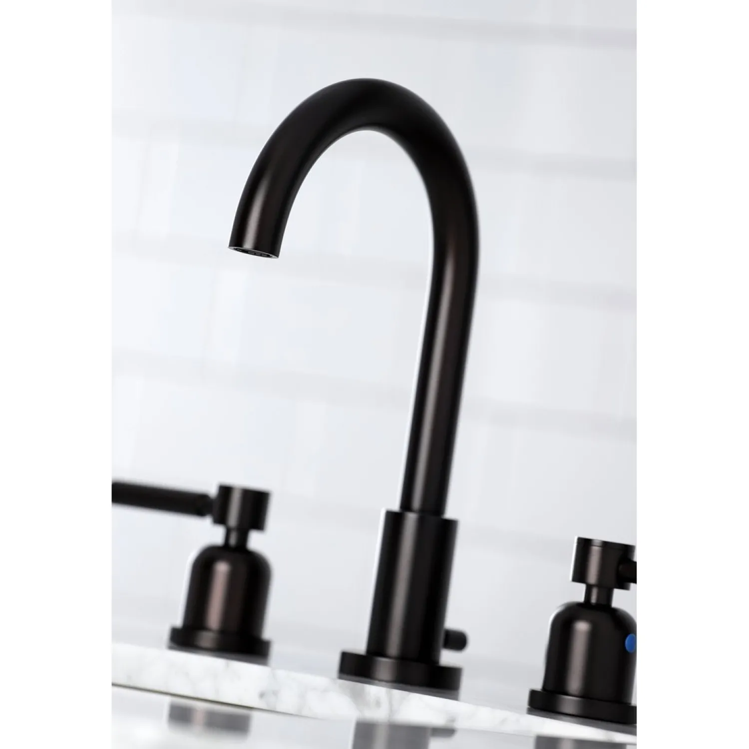 Best Fauceture Concord Widespread Bathroom Faucet 8" Widespread