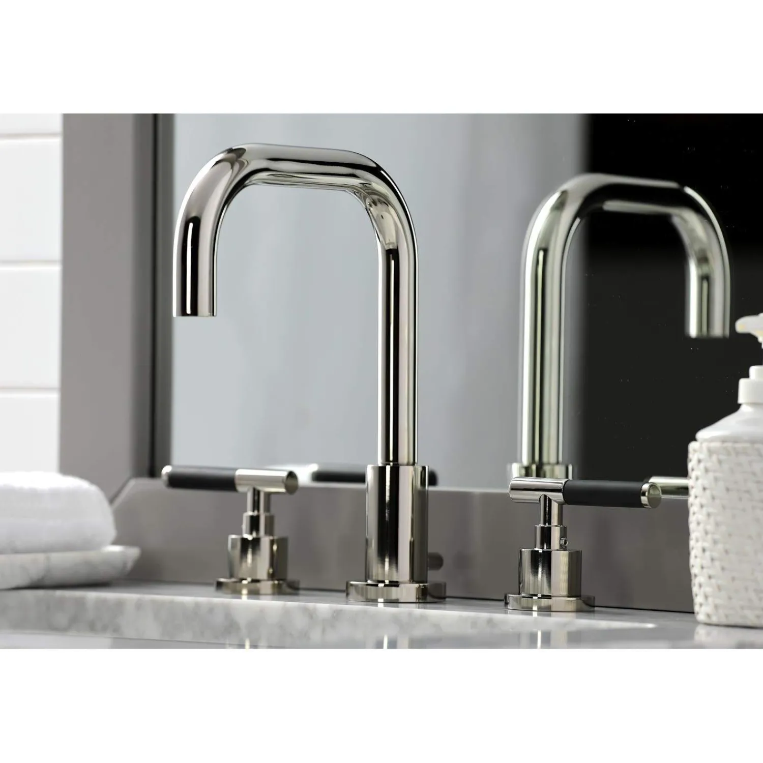 Outlet Fauceture FSC893XCKL-P Kaiser Widespread Bathroom Faucet with Brass Pop-Up 8" Widespread
