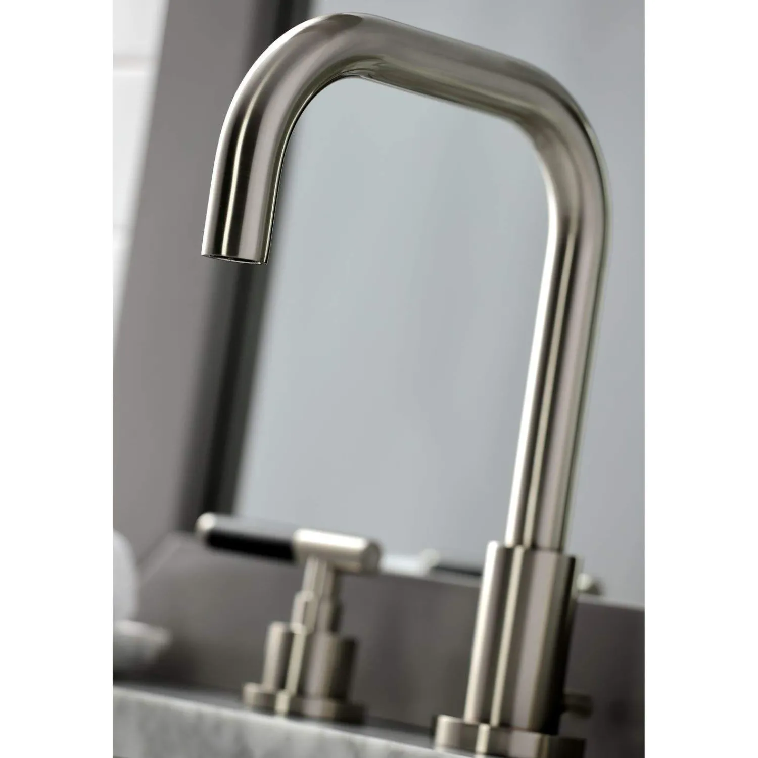 Outlet Fauceture FSC893XCKL-P Kaiser Widespread Bathroom Faucet with Brass Pop-Up 8" Widespread