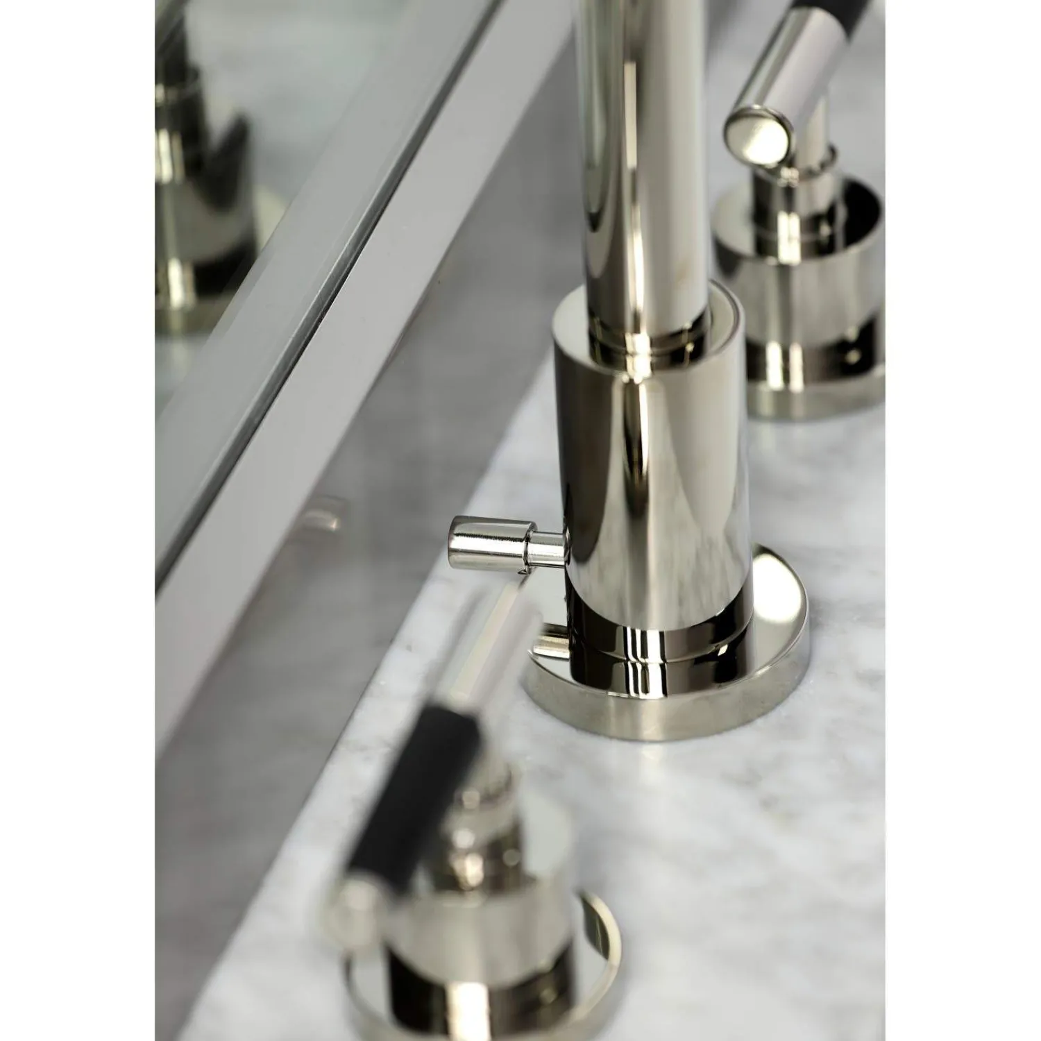 Outlet Fauceture FSC893XCKL-P Kaiser Widespread Bathroom Faucet with Brass Pop-Up 8" Widespread
