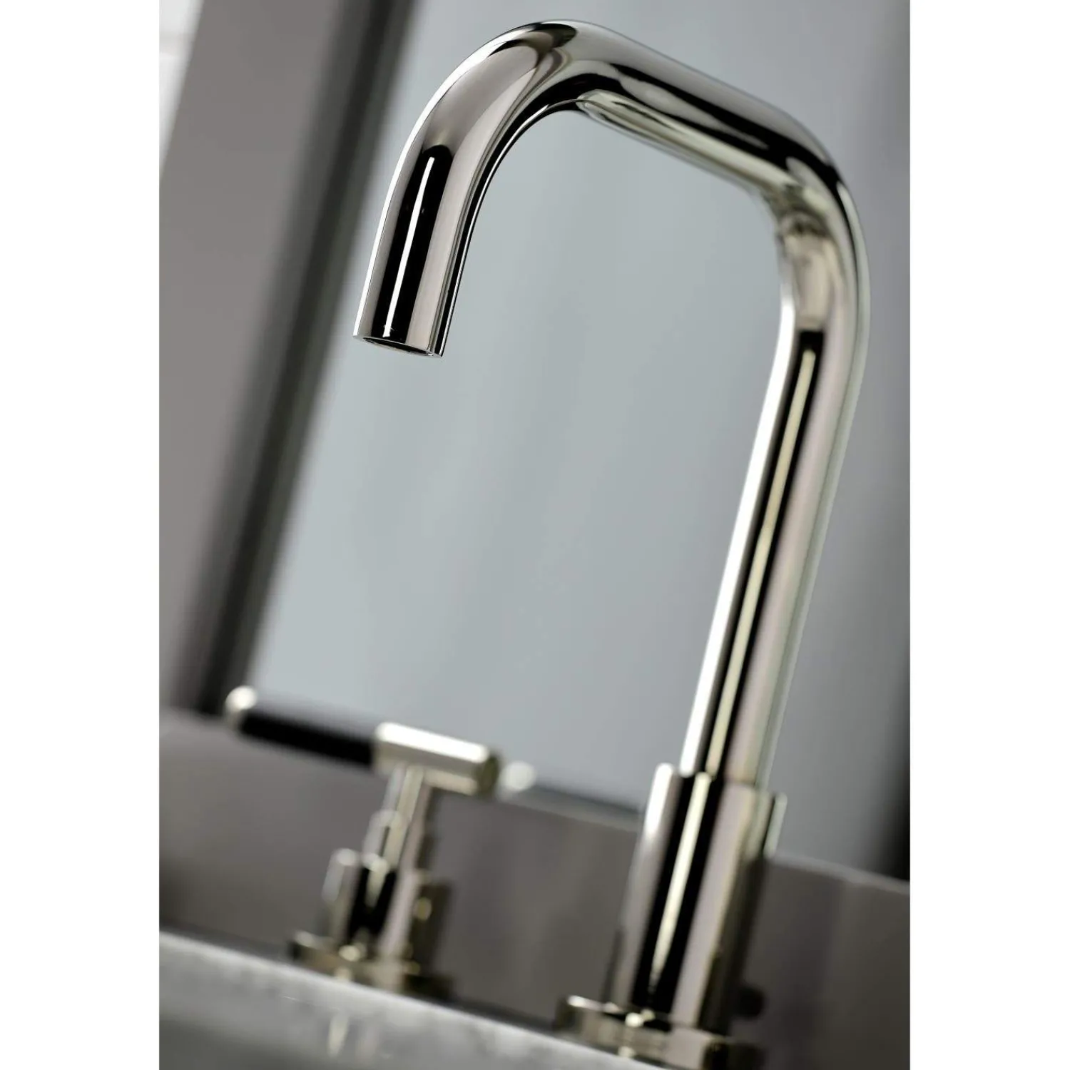 Outlet Fauceture FSC893XCKL-P Kaiser Widespread Bathroom Faucet with Brass Pop-Up 8" Widespread