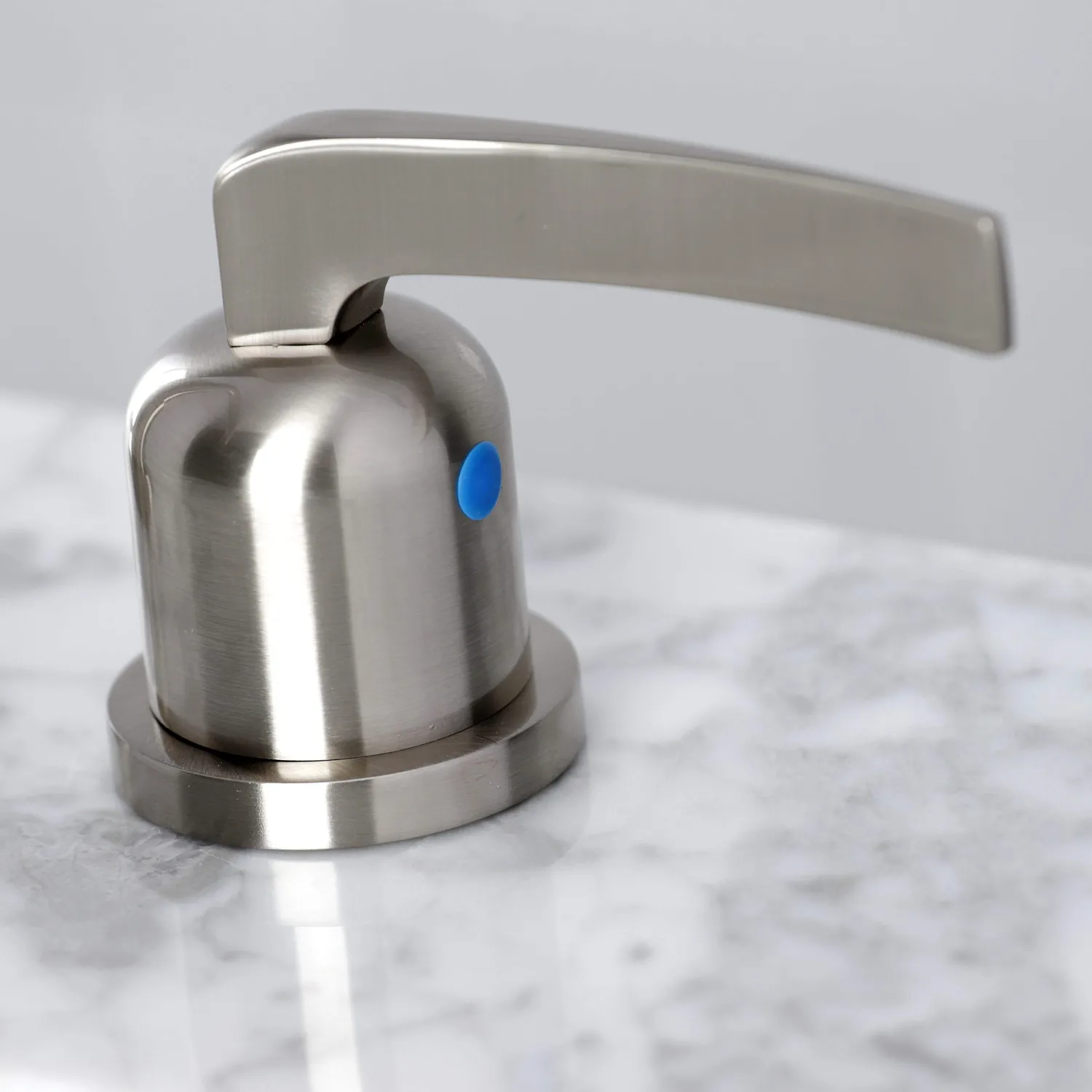 Discount Fauceture FSC895XEFL-P 8 in. Widespread Bathroom Faucet 8" Widespread