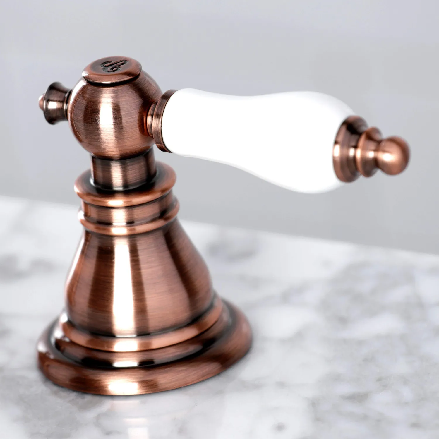 New Fauceture FSC197APLAC American Patriot Widespread Bathroom Faucet, Antique Copper 8" Widespread