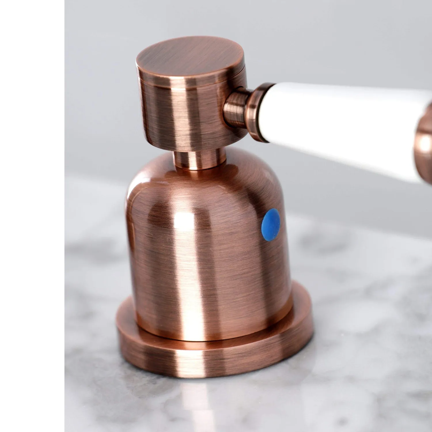 Best Fauceture FSC892XDPL-P Paris Widespread Bathroom Faucet 8" Widespread