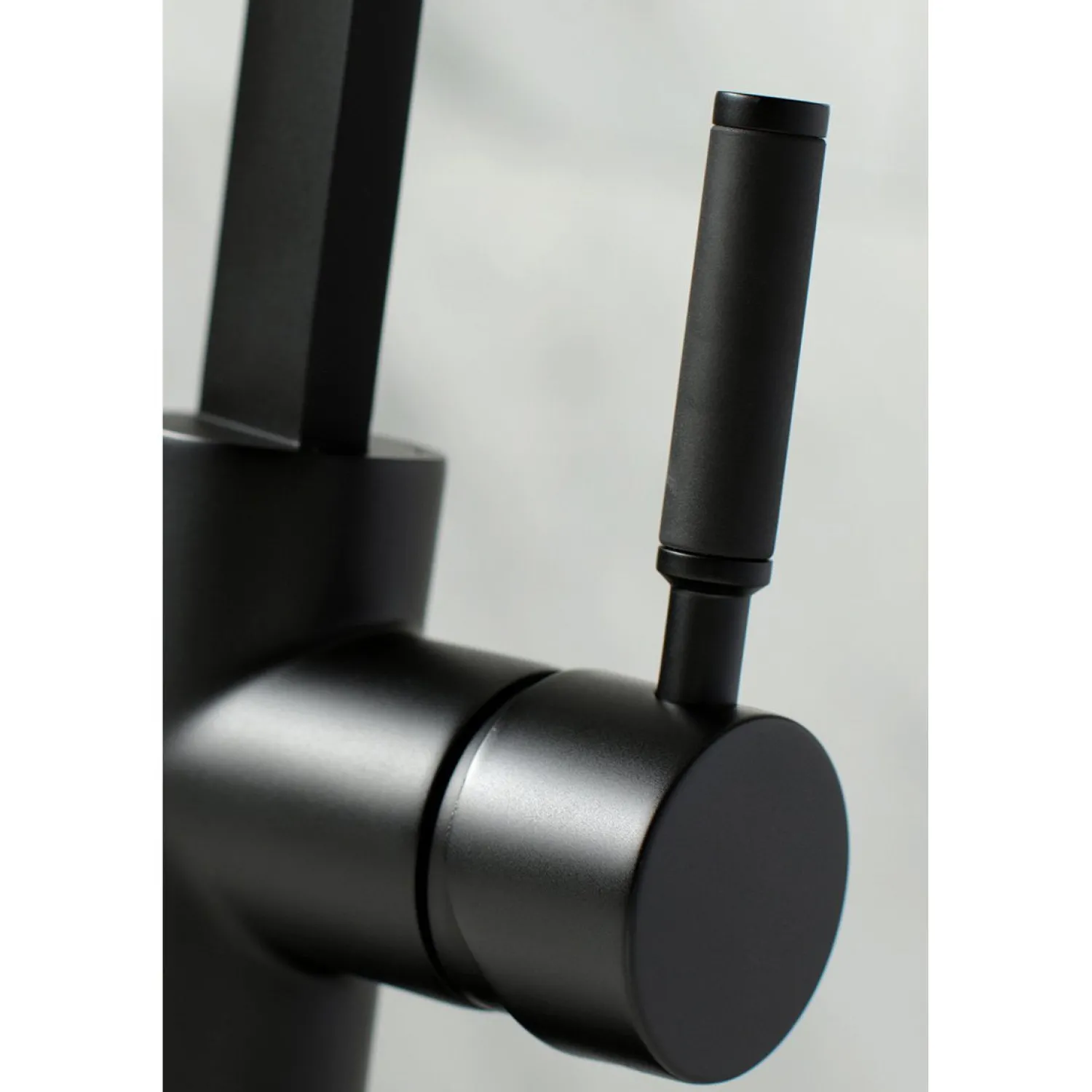 Hot Fauceture Kaiser Single-Handle Bathroom Faucet with Drain Single Hole