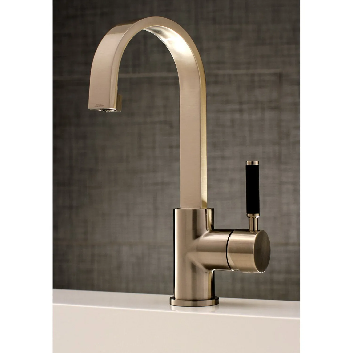 Hot Fauceture Kaiser Single-Handle Bathroom Faucet with Drain Single Hole